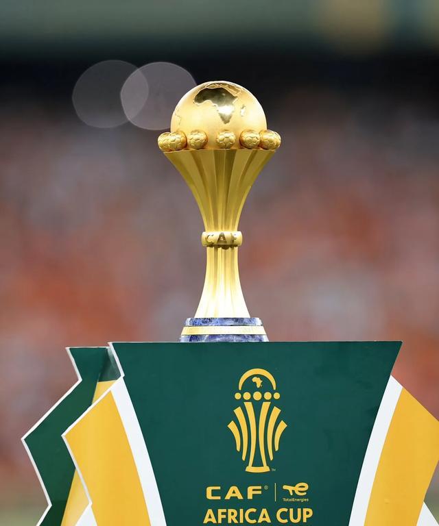 西甲-进球大战！安东尼闪击费兰半场戴帽 巴萨5-3贝蒂斯（西甲激战：安东尼开场破门，费兰半场戴帽，巴萨5-3力克贝蒂斯）