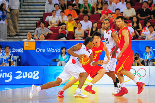 亚马尔全场数据：7射1正进1球，浪费1次空门良机（亚马尔本场表现：7次射门仅1次射正并打入1球，错失一次空门良机）