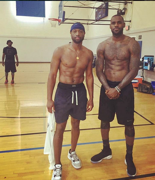 津媒：据不完全统计，本赛季津门虎官方产品销售额约500万元（津媒：津门虎本赛季官方周边销售额约500万元（不完全统计））