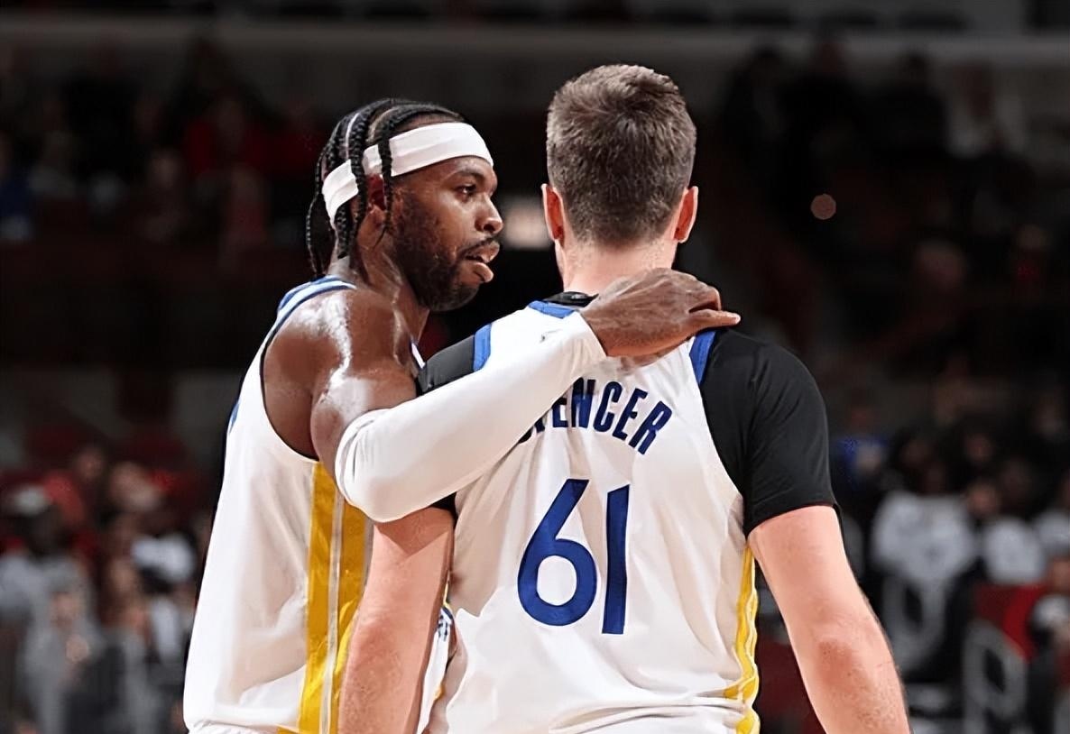 世界波，西乙阿尔瓦塞特球员莫尔西略打进一个超远距离进球（西乙阿尔瓦塞特球员莫尔西略轰入超远距离世界波）