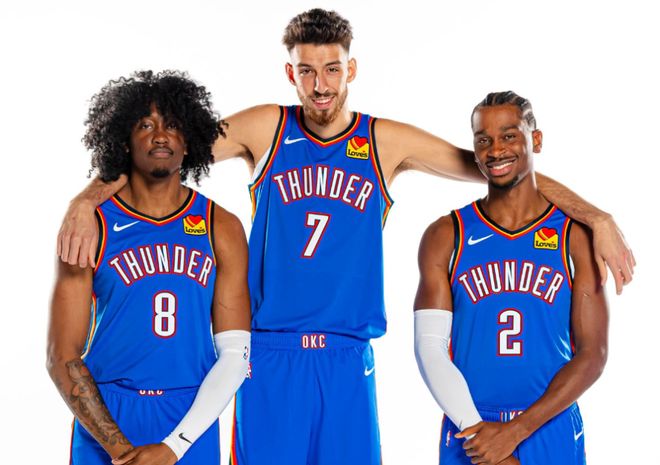 他们的传控从来不拖泥带水（他们的传控干净利落）