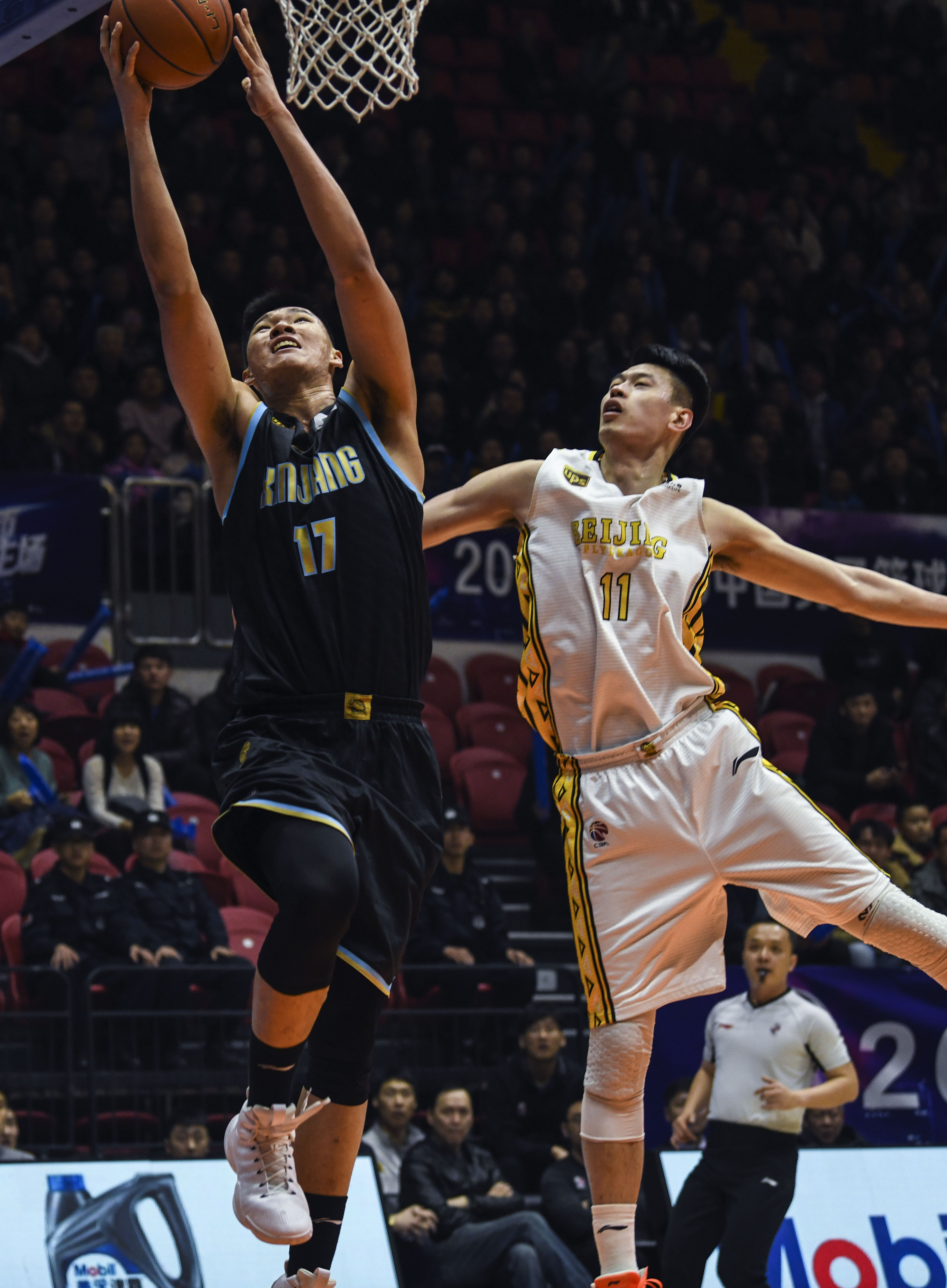 前意甲裁判：索扎不应该执法米兰德比，VAR的选择也有问题（前意甲裁判称索扎不该执法米兰德比，VAR安排同样存在问题）